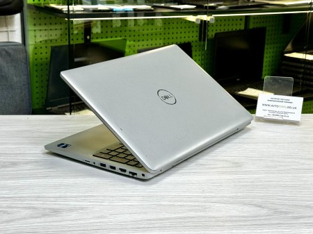 Dell Precision 3570 23